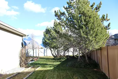 10612 N Canterbury Dr, Highland, UT 84003 - Photo 63