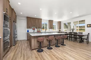 1191 N Elk Ridge Dr, Elk Ridge, UT 84651 - Photo 5