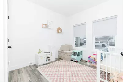 602 W 20 N, Hyrum, UT 84319 - Photo 15