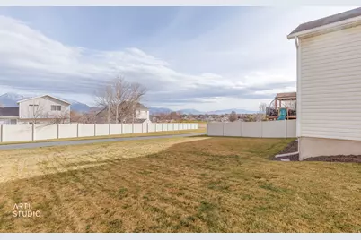2426 N Nectar Way, Saratoga Springs, UT 84045 - Photo 31