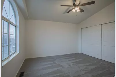 5703 W 4480 S, West Valley, UT 84128 - Photo 15