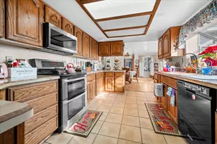 2222 E Rolling Oaks Ln N, Layton, UT 84040 - Photo 11