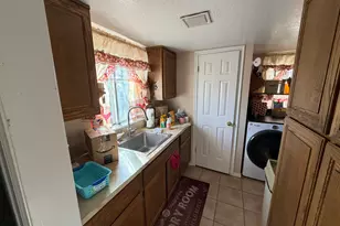 2222 E Rolling Oaks Ln N, Layton, UT 84040 - Photo 5