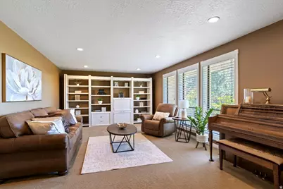 524 W 3950 N, Pleasant View, UT 84414 - Photo 5