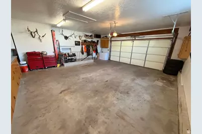 4510 W 2200 N, Plain City, UT 84404 - Photo 15