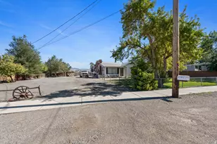 241 S Quirk St, Grantsville, UT 84029 - Photo 9