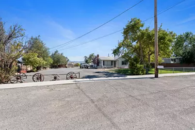 241 S Quirk St, Grantsville, UT 84029 - Photo 31