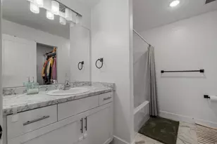 1211 E 500 S, Hyrum, UT 84319 - Photo 17