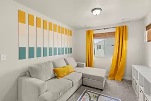 2052 W Lydia Ln, Syracuse, UT 84075 - Photo 19