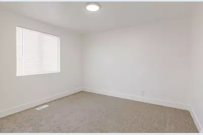 1033 W 500 S, Logan, UT 84321 - Photo 7