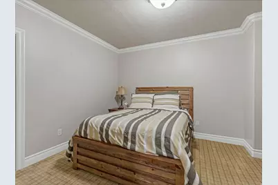 1074 E Black Forest Dr S, Sandy, UT 84094 - Photo 27