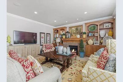 1074 E Black Forest Dr S, Sandy, UT 84094 - Photo 11