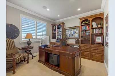 1074 E Black Forest Dr S, Sandy, UT 84094 - Photo 3