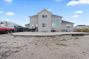 4832 N Frary Peak Way E, Eagle Mountain, UT 84005 - Photo 45