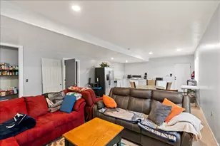 4832 N Frary Peak Way E, Eagle Mountain, UT 84005 - Photo 31