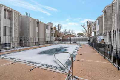 875 E Arrowhead Ln #42, Murray, UT 84107 - Photo 13