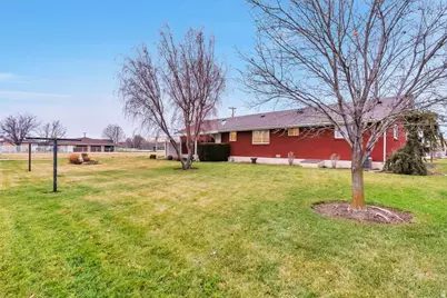 3855 W 2600 N, Plain City, UT 84404 - Photo 21