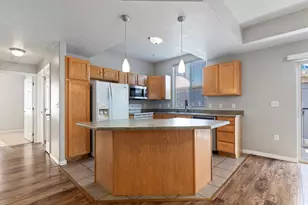170 W Albion Village Way S, Sandy, UT 84070 - Photo 9