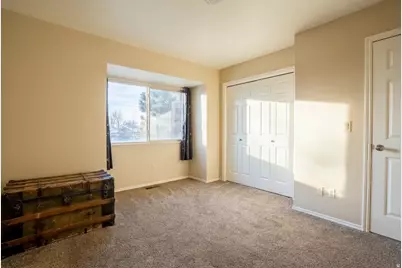 430 W 100 N, Clearfield, UT 84015 - Photo 13