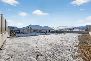 3069 E Lakeside Dr, Eagle Mountain, UT 84005 - Photo 33