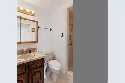 2466 S Woodland Dr, Uintah, UT 84403 - Photo 17