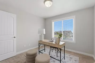 4732 S West Park Dr, Roy, UT 84067 - Photo 25