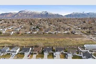 4732 S West Park Dr, Roy, UT 84067 - Photo 45