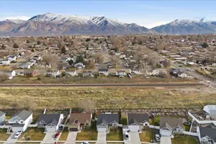 4732 S W Pk Dr, Roy, UT 84067 - Photo 45