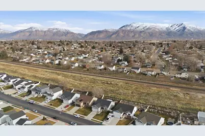 4732 S West Park Dr, Roy, UT 84067 - Photo 47