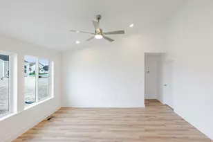 4421 N Dwarven Dr, Eagle Mountain, UT 84005 - Photo 13