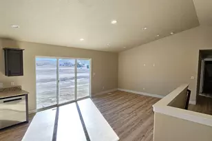 2322 E Yellow Blossom St, Eagle Mountain, UT 84005 - Photo 3