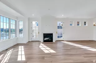 5638 W Hawthorn Ln, Herriman, UT 84096 - Photo 3