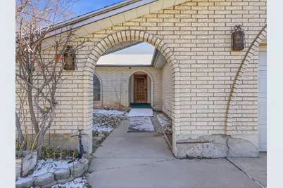 5071 S Clover Dr, Murray, UT 84123 - Photo 3