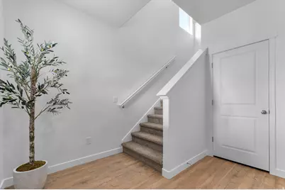 289 E Levengrove Dr #226, Lehi, UT 84048 - Photo 3