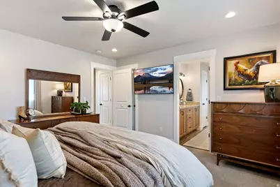 3332 W 1800 N, Clinton, UT 84015 - Photo 19