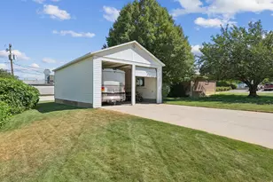 990 S 500 W, Woods Cross, UT 84010 - Photo 29