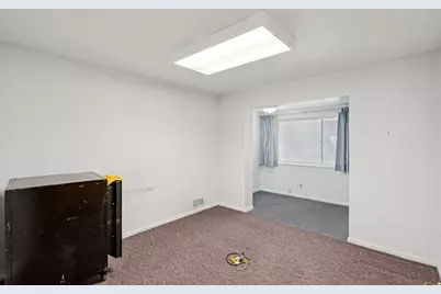 990 S 500 W, Woods Cross, UT 84010 - Photo 15