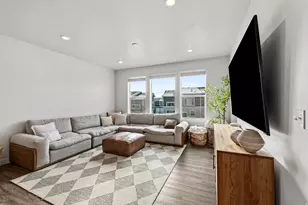 941 W Purpledisk Dr N, Saratoga Springs, UT 84045 - Photo 11