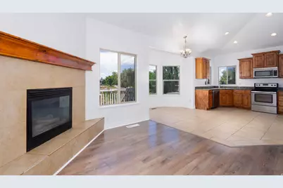 51 E 1100 S, Vernal, UT 84078 - Photo 11