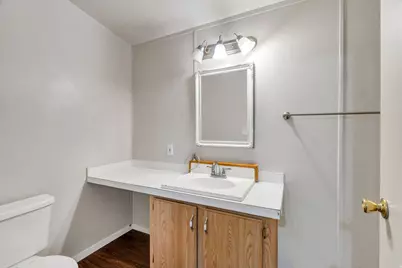 810 E 200 S #40, Mount Pleasant, UT 84647 - Photo 11