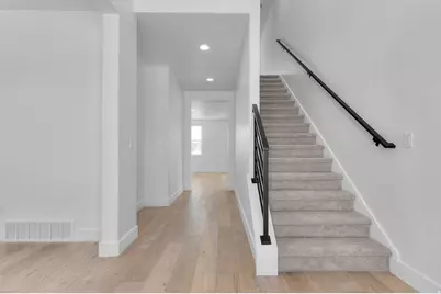 578 N Briarwood Ln, Lindon, UT 84042 - Photo 3