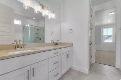 578 N Briarwood Ln, Lindon, UT 84042 - Photo 13