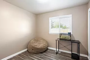 395 N 1st St, Tooele, UT 84074 - Photo 17