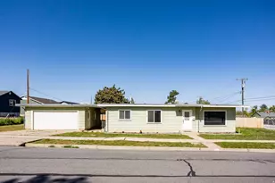 395 N 1st St, Tooele, UT 84074 - Photo 1