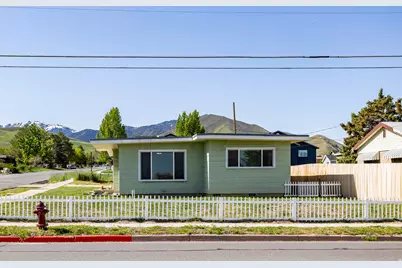 395 N 1st St, Tooele, UT 84074 - Photo 25