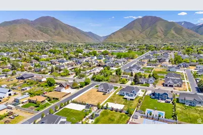 787 N 300 W, Mapleton, UT 84664 - Photo 31