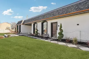 1475 E Lakewood Dr, Holladay, UT 84117 - Photo 5