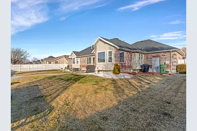 1137 W 2500 S, Syracuse, UT 84075 - Photo 31