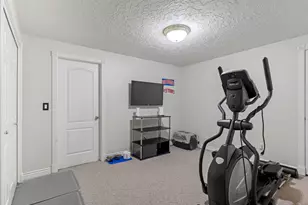 1137 W 2500 S, Syracuse, UT 84075 - Photo 25