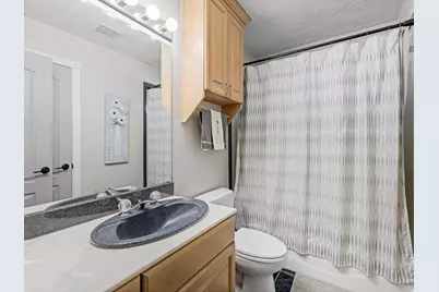 1137 W 2500 S, Syracuse, UT 84075 - Photo 17